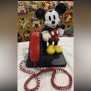 Vintage 1990's Mickey Mouse Corded Land Line Touch Tone Telephone AT&T Disney